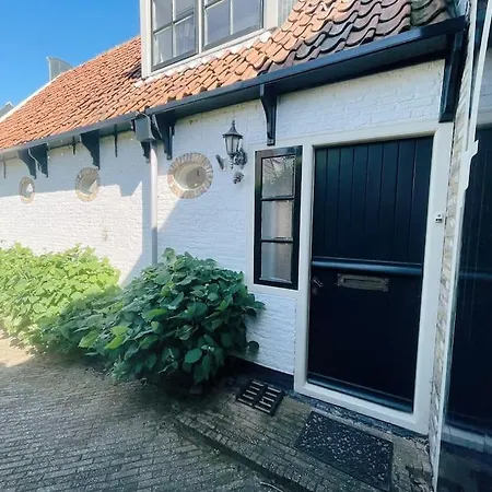 Uniek Vakantieverblijf Apartman *