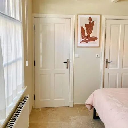 Uniek Vakantieverblijf * דה בורג